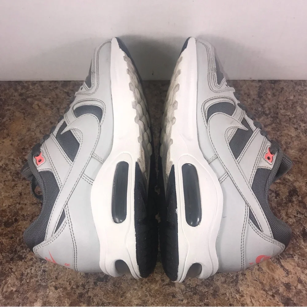 NIKE AIR MAX COMMAND FLEX COOL GREY/PURE PLATINUM Womens SIZE 7.5 844349-001 - Picture 6 of 11